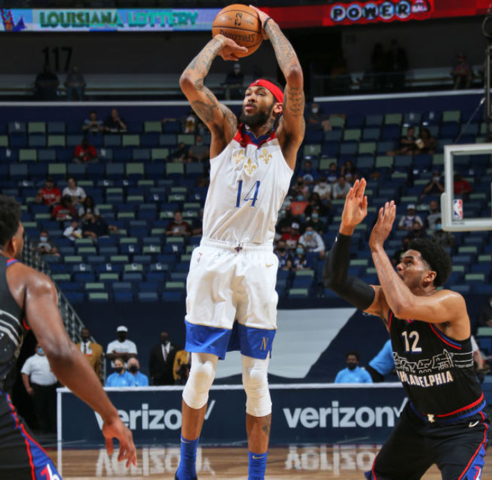  锡安隔扣戈贝尔，鹈鹕主场掀翻爵士  