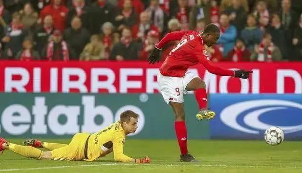  科隆保级生死战告捷，顽强防守守住宝贵一分